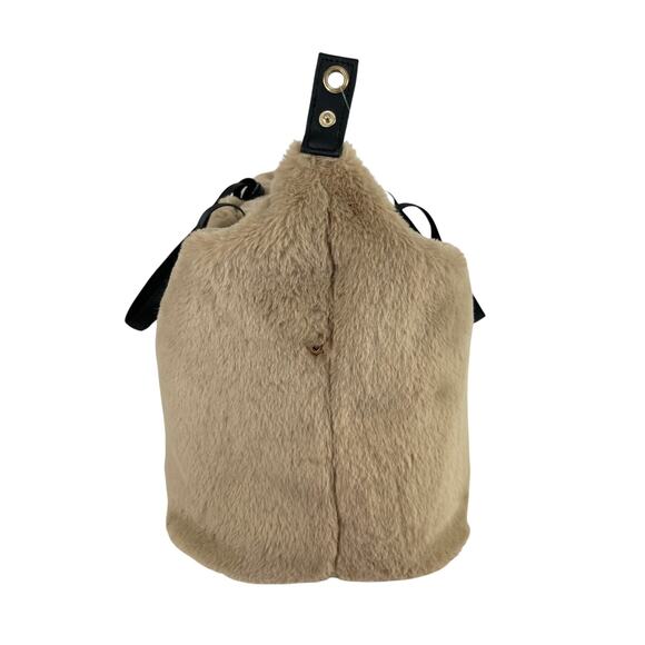 XOXO Soft Plush Faux Fur Carryall Tote Bag - Picture 2 of 9